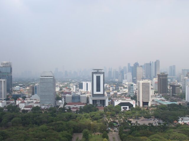 strategi-implementasi-ai-efisiensi-operasional-perusahaan-menengah-indonesia-20260711