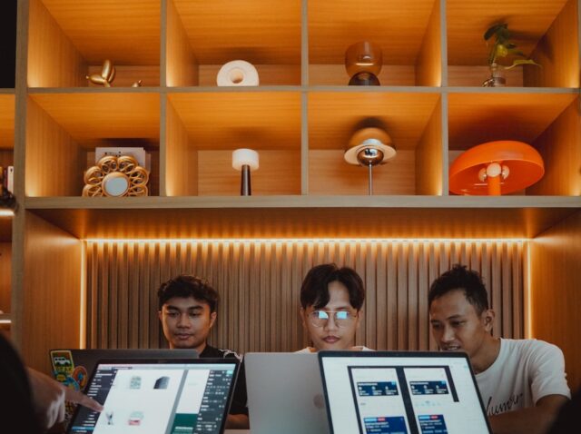 strategi-percepatan-adopsi-ai-perusahaan-indonesia-20260716